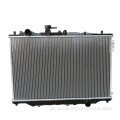 Radiadores para Mazda 626 DX L4 2.2L OEM F8B4-15-200C Radiator de carro de alumínio